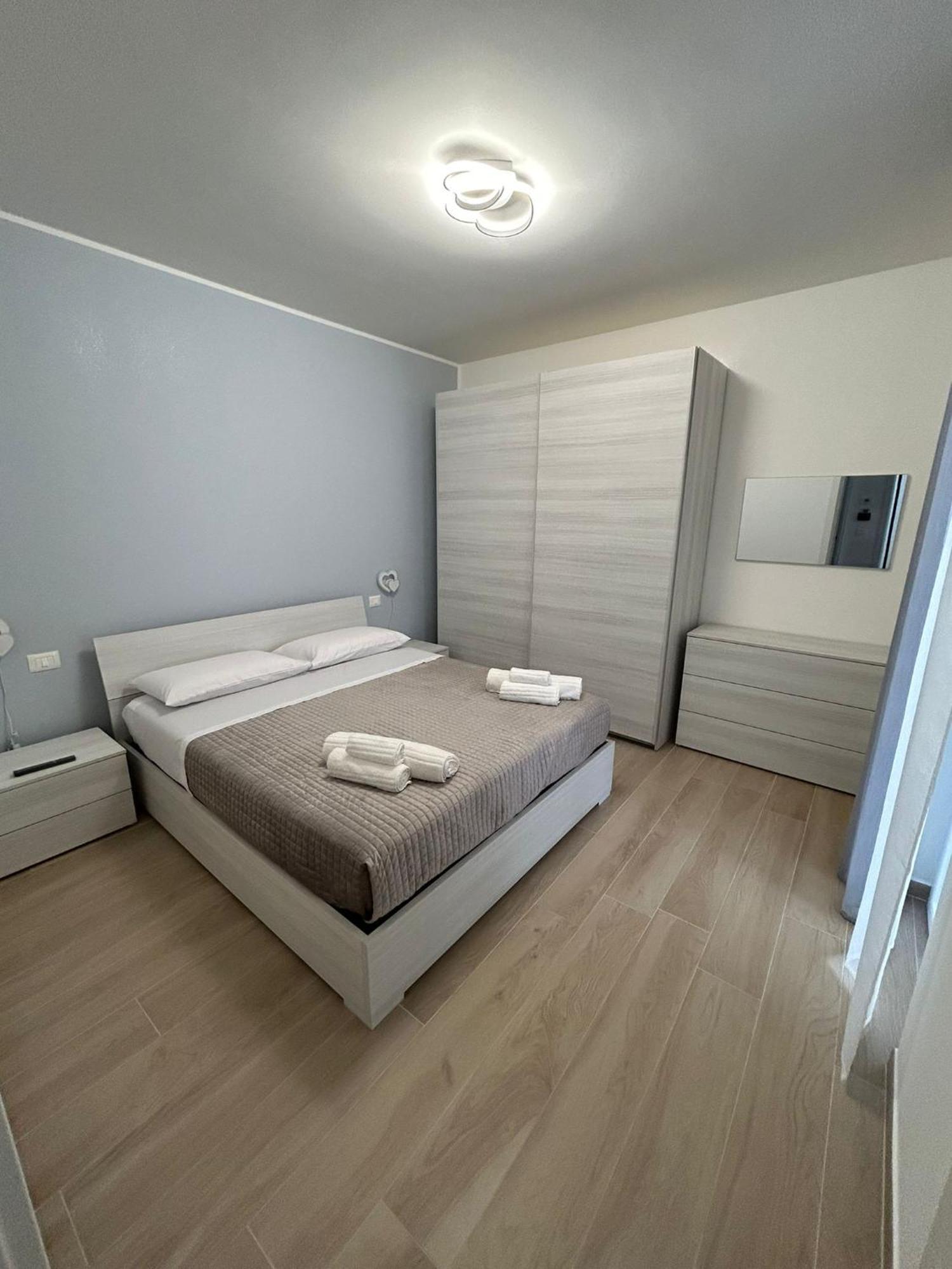 Dimora Rosa Appartement Bari Buitenkant foto